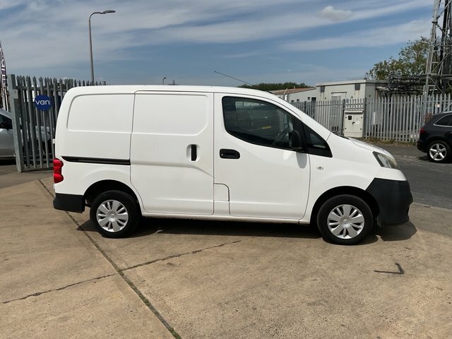 Nissan NV200 1.5 Dci Acenta Panel Van 6Dr Swb Eur White #2