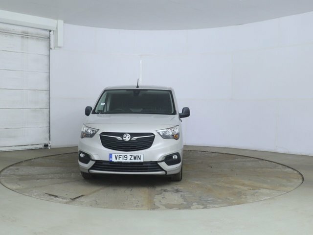 Vauxhall Combo 1.2 Turbo Energy Estate  #9