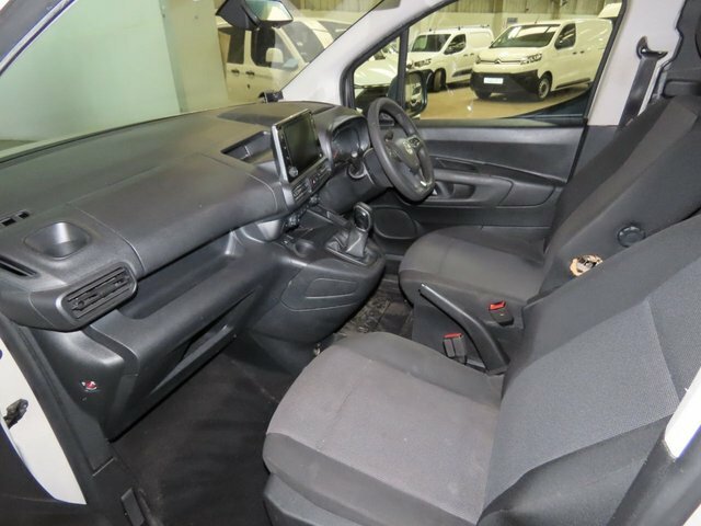 Vauxhall Combo 1.2 Turbo Energy Estate  #11
