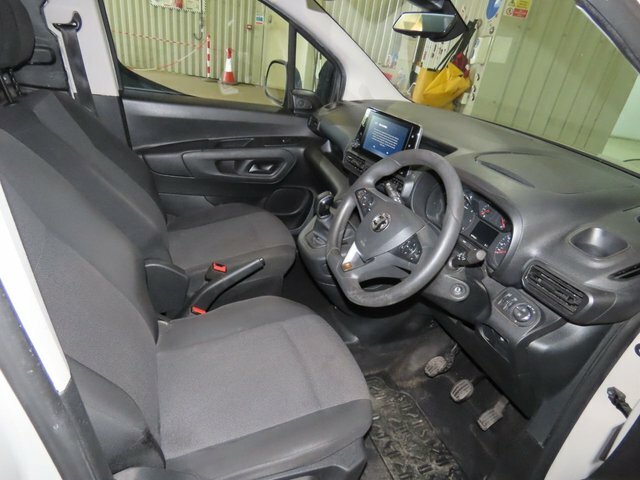 Vauxhall Combo 1.2 Turbo Energy Estate  #10
