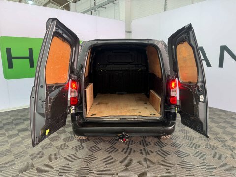 Citroen Berlingo 2023 23 1.5 Grey #3