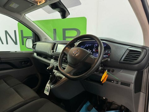 Vauxhall Vivaro 2022 72 1.5 White #2