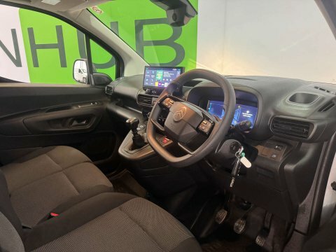 Citroen Berlingo 2024 74 1.5 Grey #2