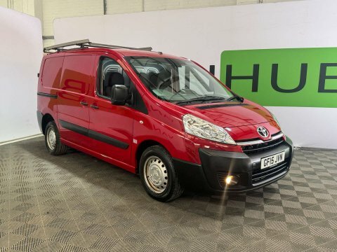 Toyota PROACE 2015 15 2.0 Red