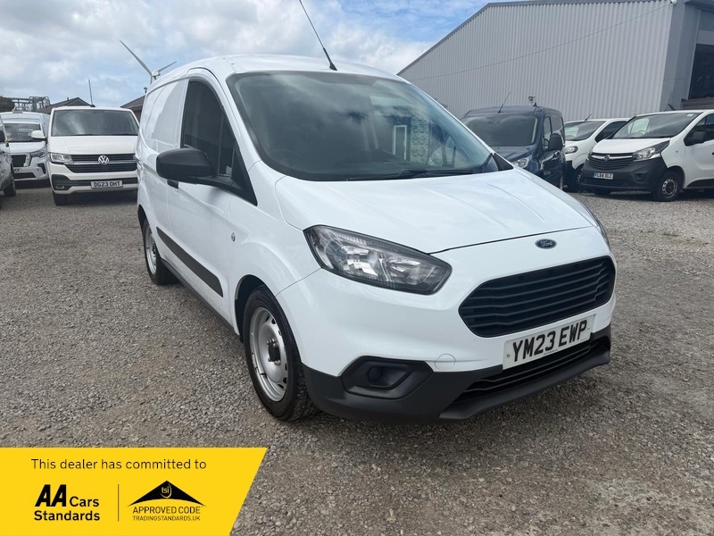 Ford Transit Courier Base White