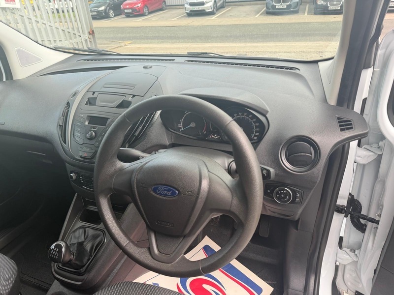 Ford Transit Courier 1.0 Ecoboost Leader Van 6 Speed #30