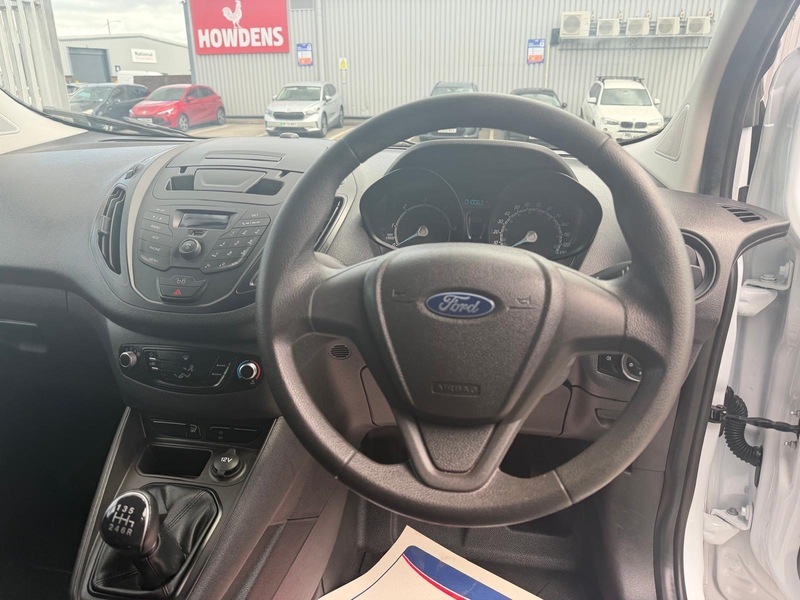 Ford Transit Courier 1.0 Ecoboost Leader Van 6 Speed #29