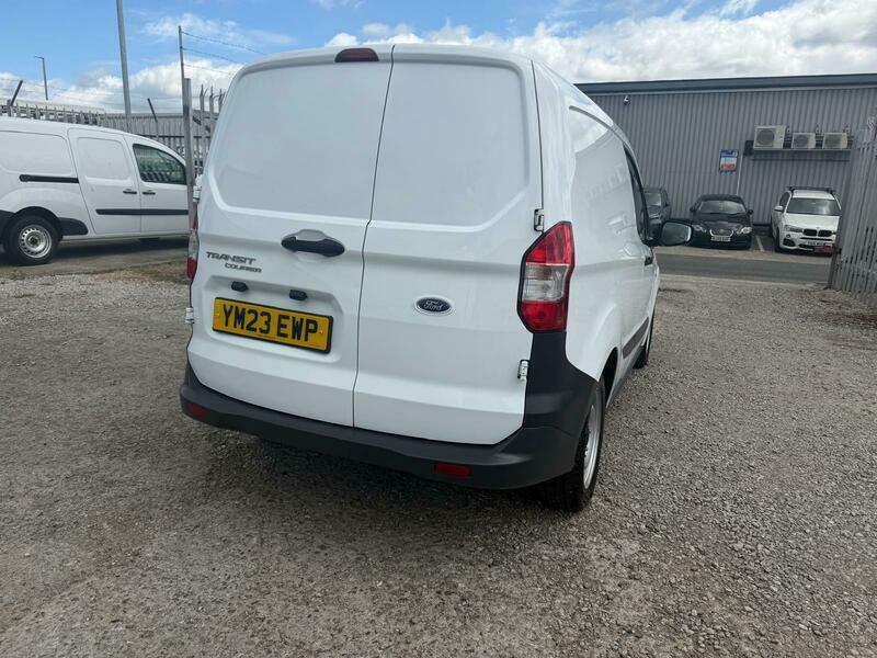Ford Transit Courier 1.0 Ecoboost Leader Van 6 Speed #13