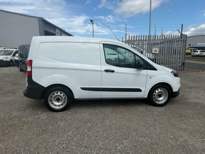 Ford Transit Courier 1.0 Ecoboost Leader Van 6 Speed #21
