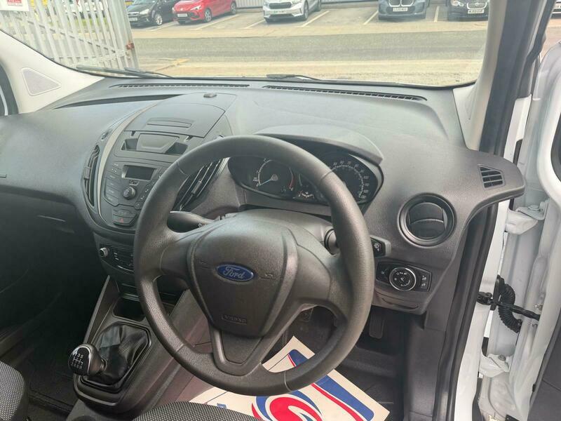 Ford Transit Courier 1.0 Ecoboost Leader Van 6 Speed #19