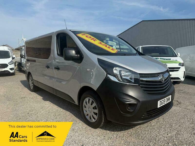 Vauxhall Vivaro Combi Cdti S S Silver