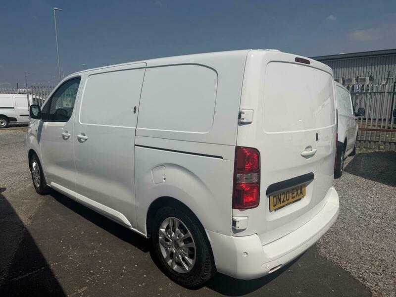 Vauxhall Vivaro L1h1 2700 Sportive S White #4