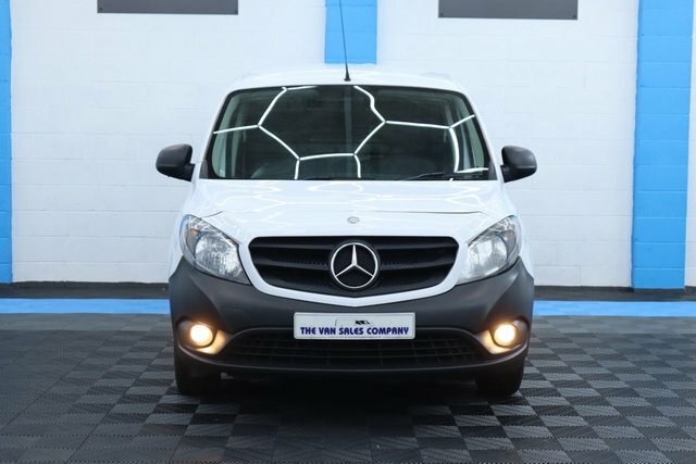 Mercedes-Benz CITAN Citan 109 Cdi Blueefficiency BU18WCJ White #4