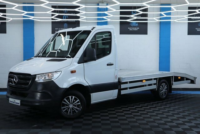 Mercedes-Benz Sprinter Diesel PJ70BGV White #5