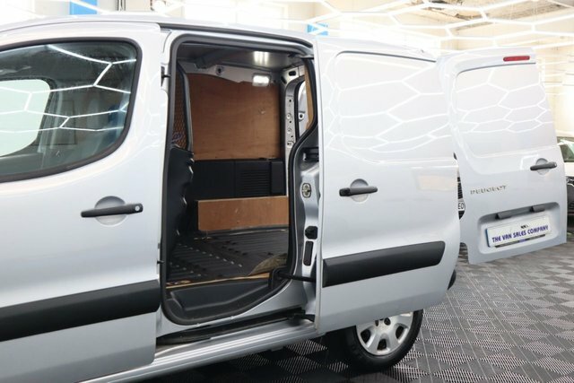 Peugeot Partner 1.6L Hdi Professional L1 625 White #20