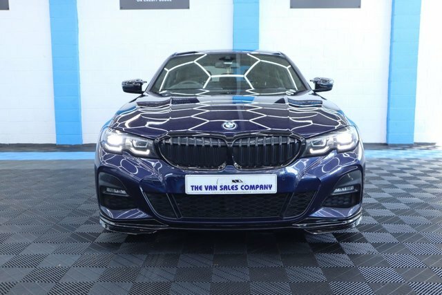 BMW 3 Series Saloon FP71JYT Blue #4
