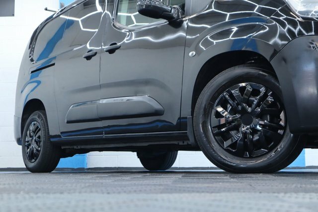 Citroen Berlingo Mpv Blue #2