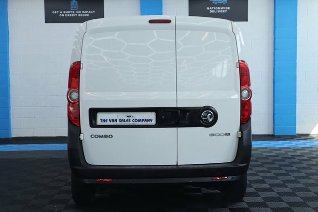Vauxhall Combo Combo 2000 L1h1 Cdti Sportive Silver #16