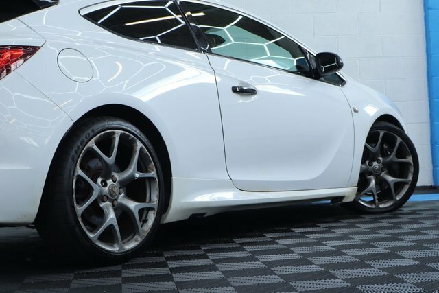 Vauxhall Astra GTC Gtc 2.0 Sri Yellow #12