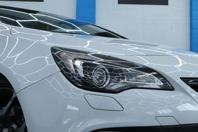 Vauxhall Astra GTC Coupe White #4
