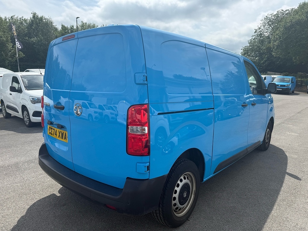 Vauxhall Vivaro 1.5 Turbo D Prime Swb Ex Gas Board Air Con Van 6Dr CE74XWA Blue #6