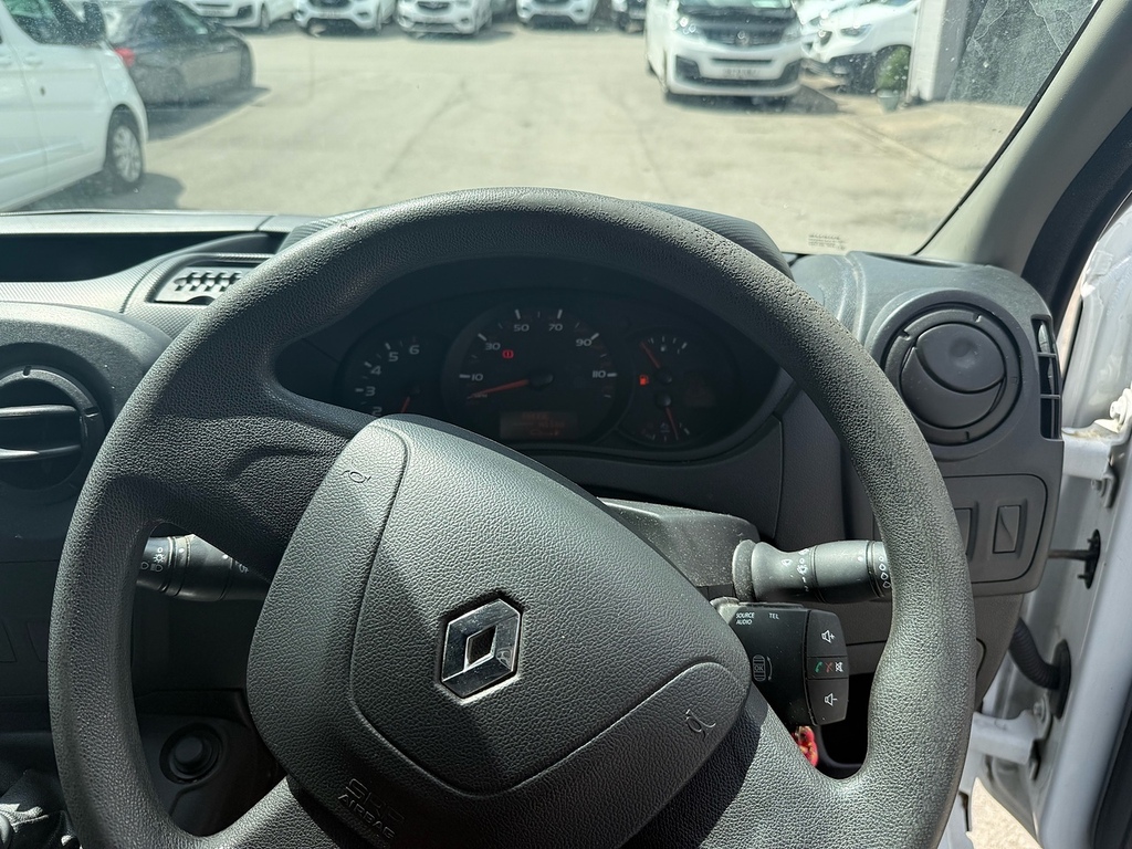Renault Master 2.3 Dci Energy 35 Business Fwd Lwb High Roof Euro White #12