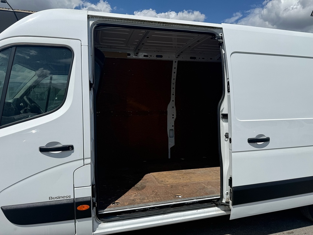 Renault Master 2.3 Dci Energy 35 Business Fwd Lwb High Roof Euro White #9