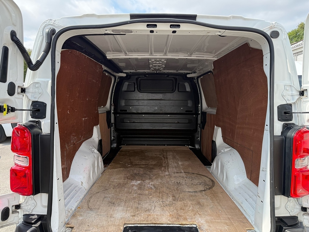 Vauxhall Vivaro Panel Van 1.5 Turbo D 2700 Edition 202070 White #13