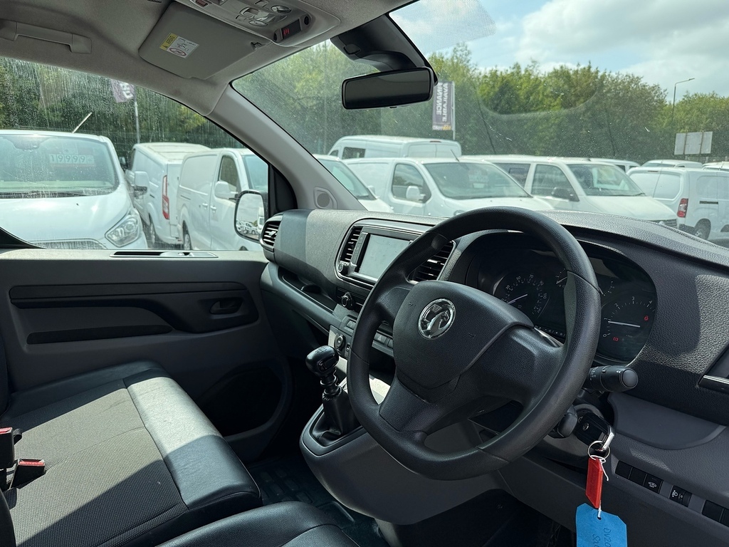 Vauxhall Vivaro Panel Van 1.5 Turbo D 2700 Edition 202070 White #11