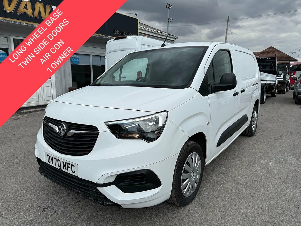 Vauxhall Combo 1.5 Turbo D 2300 Sportive Lwb Twin Side Doors Van White