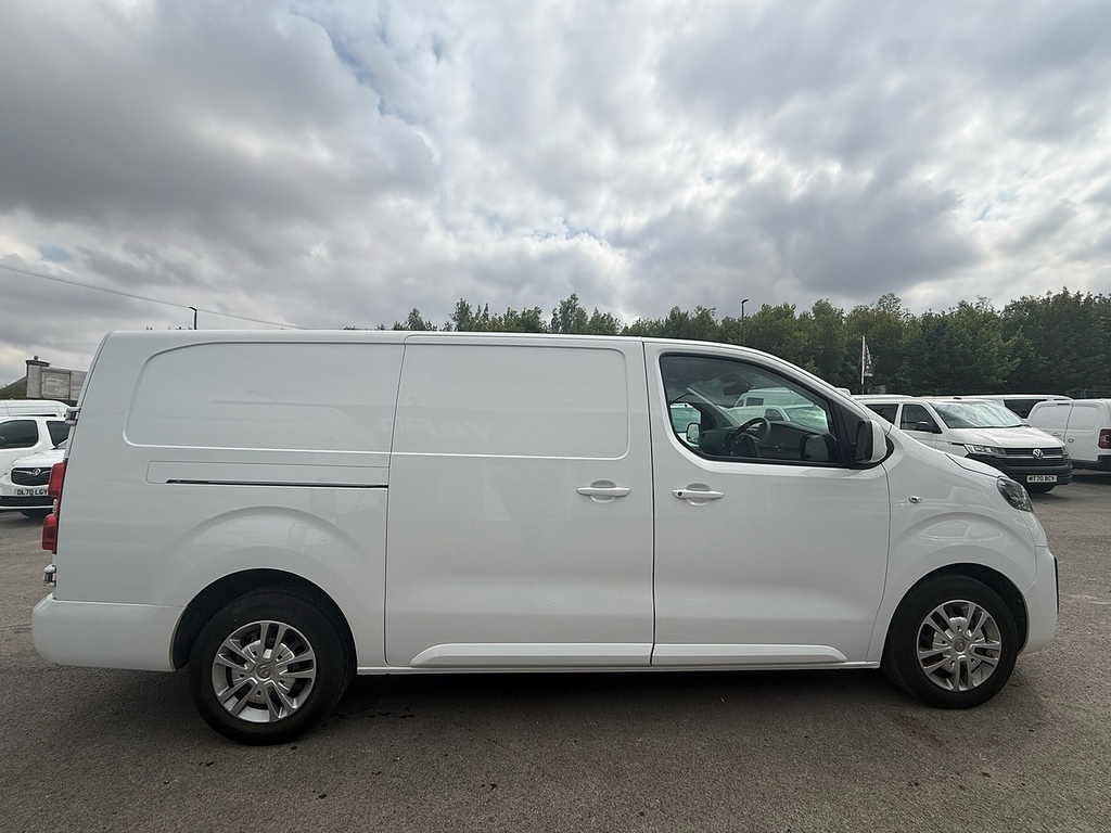 Vauxhall Vivaro 1.5 Turbo D 2900 Sportive Lwb Air Con Twin Side Do White #4