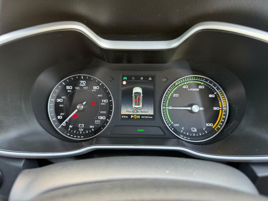 MG ZS Excite Vti-tech Red #19