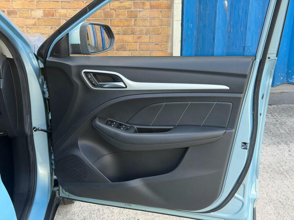 MG ZS Excite Vti-tech Red #22