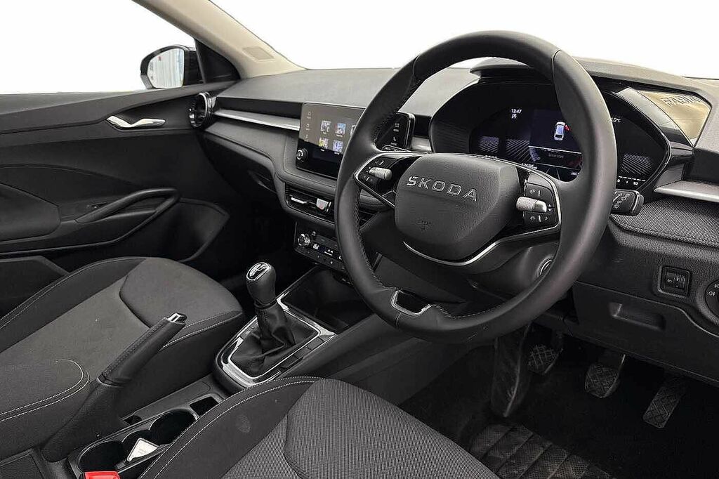 Skoda Fabia 1.0 Tsi Se Edition GK25LMX Black #6