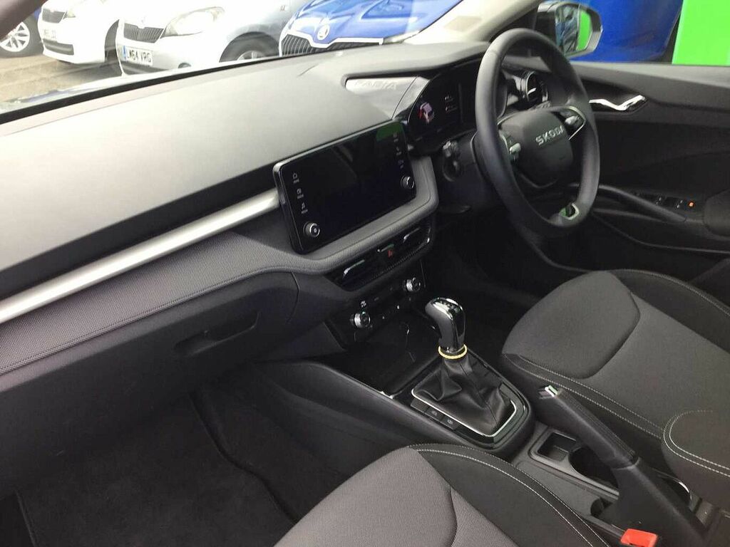 Skoda Fabia 1.0 Tsi 116 Design Edition Dsg LO75WMT Grey #2