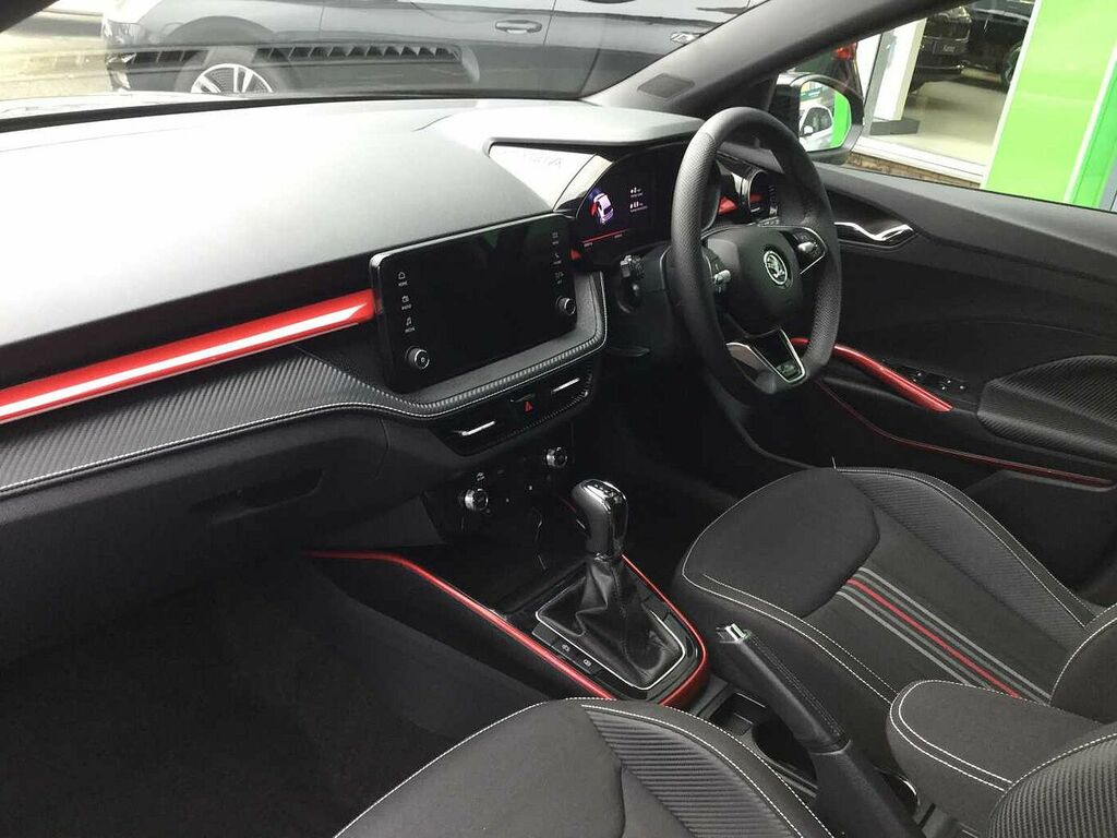 Skoda Fabia 1.0 Tsi 116 Monte Carlo Dsg KE24UKR Black #2