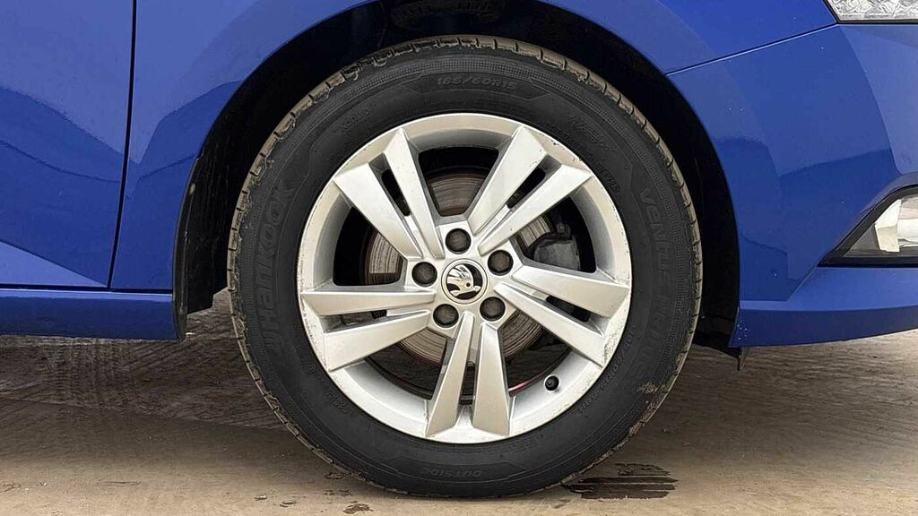 Skoda Fabia 1.0 Mpi Se GL70FOP Blue #5