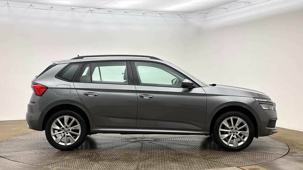 Skoda Kamiq 1.0 Tsi 110 Se HV23XEB Grey #4
