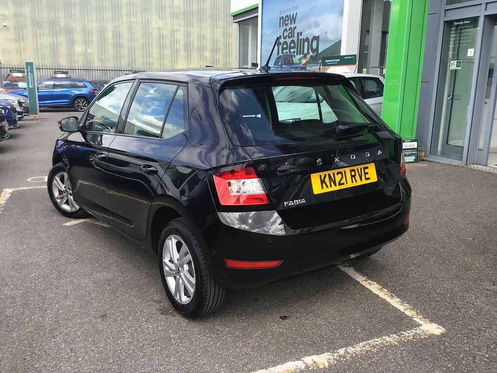 Skoda Fabia 1.0 Tsi Se KN21RVE Black #3
