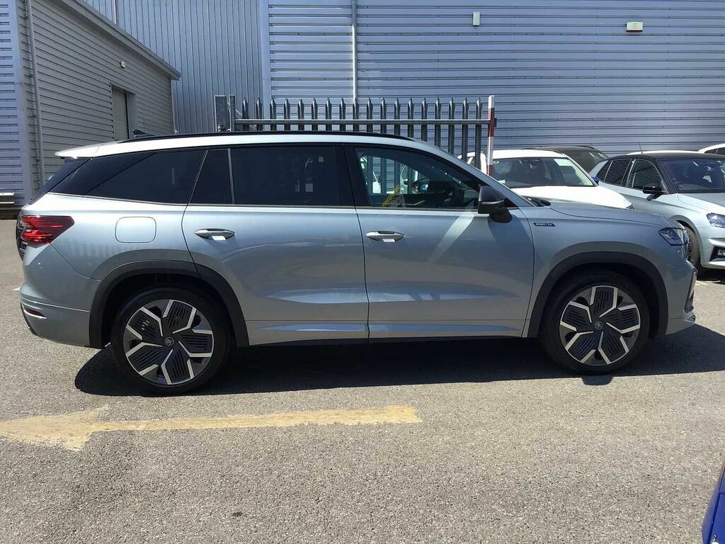 Skoda Kodiaq 1.5 Tsi E-tec Sportline Dsg 7 Seat LR26ZCA Silver #4