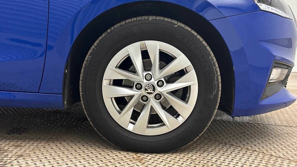 Skoda Fabia 1.0 Mpi 80 Se Comfort Blue #5