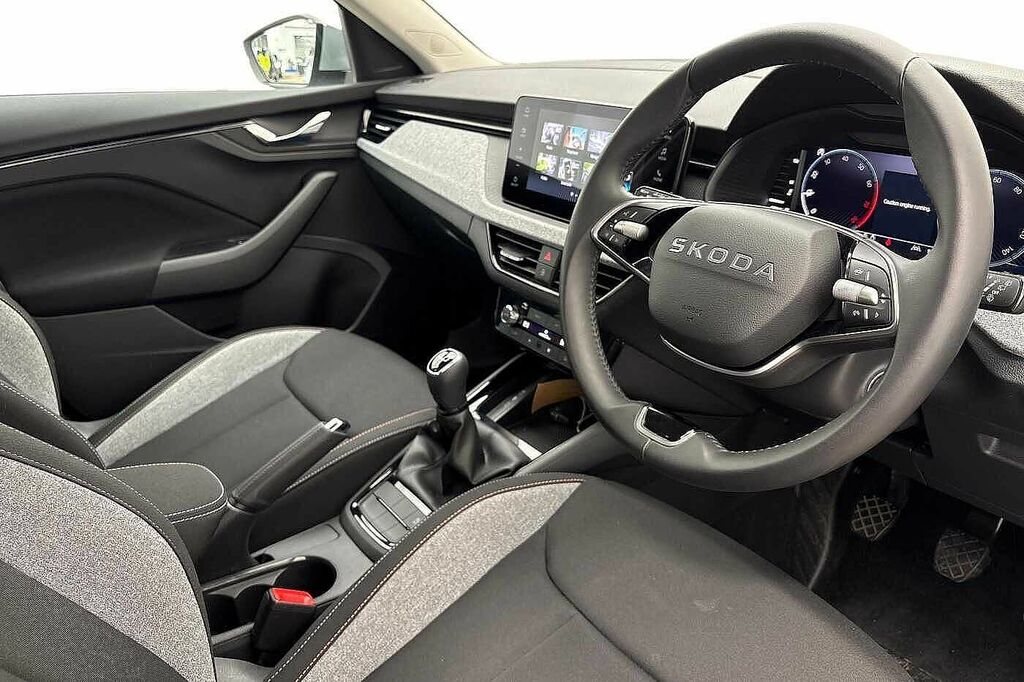 Skoda Kamiq 1.0 Tsi 95 Se Edition Silver #6