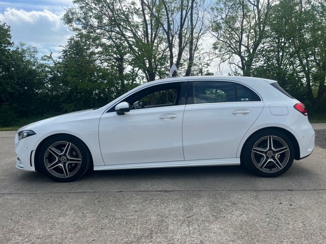 Mercedes-Benz A Class 1.3 A180 Amg Line Premium Hatchback 7 White #3