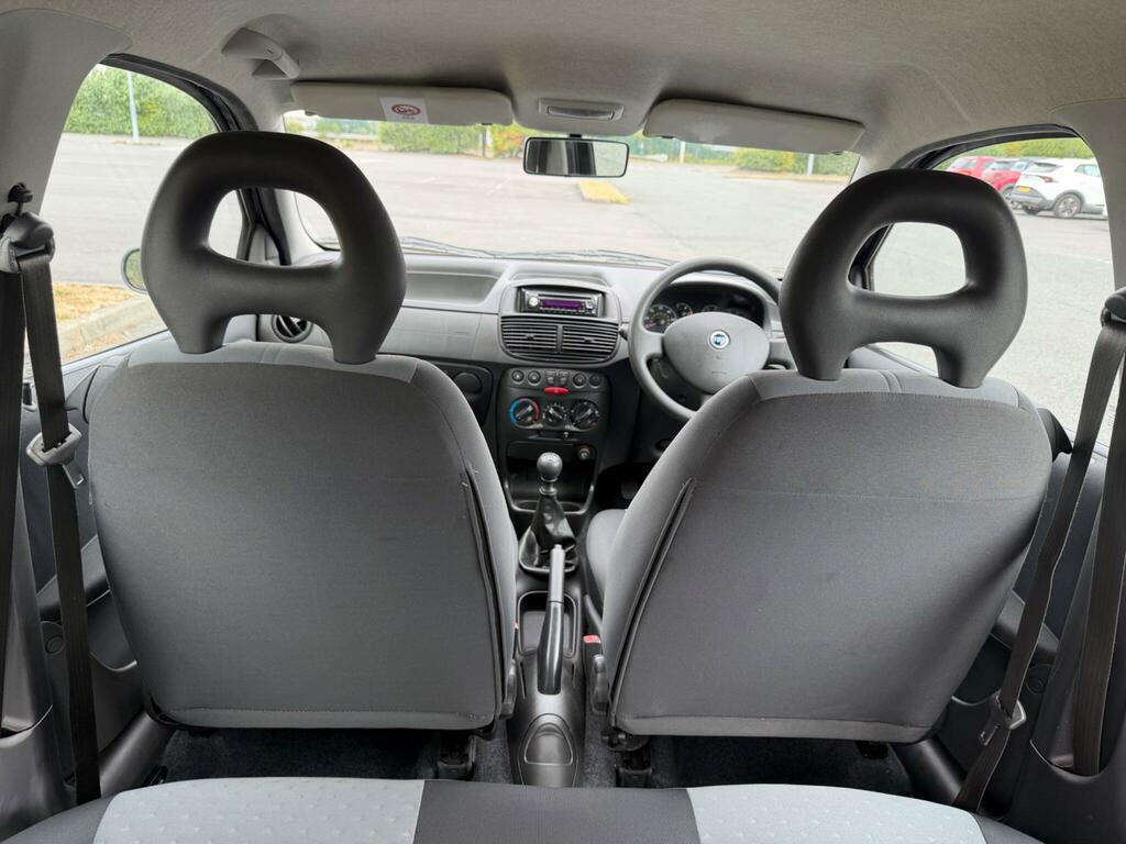 Fiat Punto 1.2 Active Grey #18