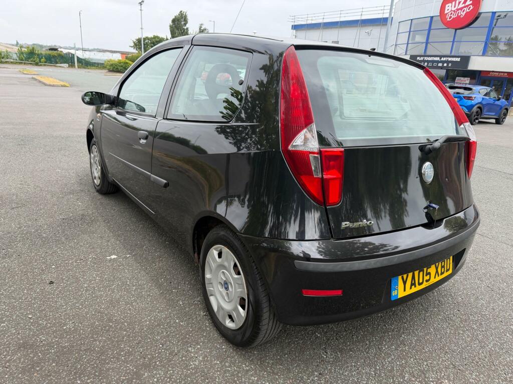 Fiat Punto 1.2 Active Black #4