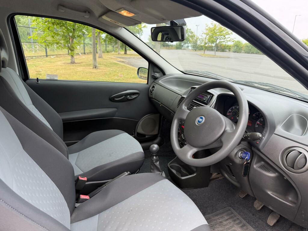 Fiat Punto 1.2 Active Grey #13