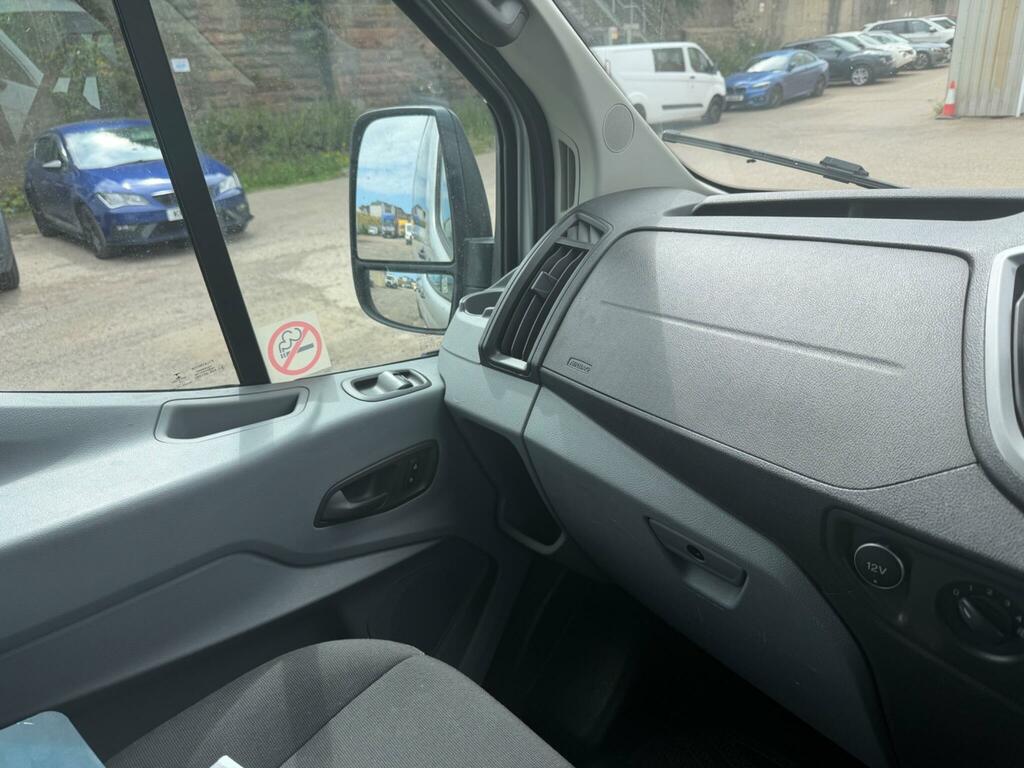 Ford Transit Custom Custom 2.2 Tdci Low Roof Van With No Vat White #18