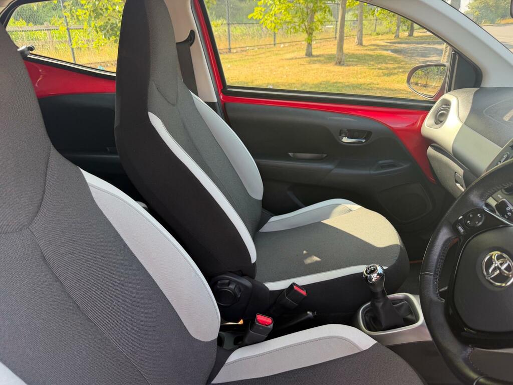 Toyota Aygo Hatchback Red #12