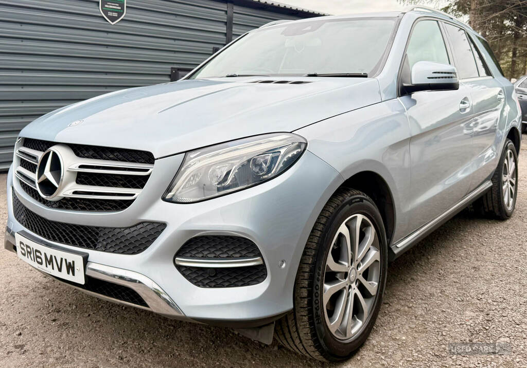 Mercedes-Benz GLE Class 3.0 Gle 350 D 4Matic Amg Line Premium 255 Bhp Black #7