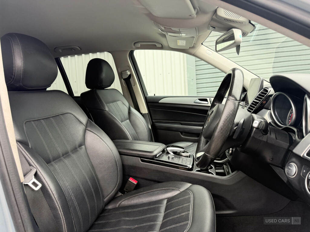 Mercedes-Benz GLE Class 3.0 Gle 350 D 4Matic Amg Line Premium 255 Bhp Black #10